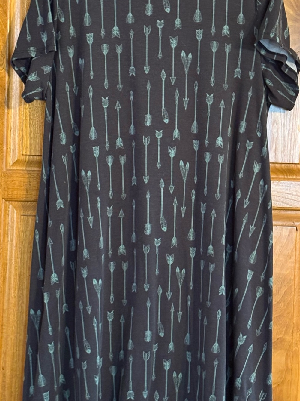 Lularoe Carly dress
Arrows galore 3X